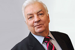 Умер Михаил Державин