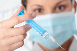 Прививать от гриппа бесплатно будут российской вакциной «Гриппол плюс»