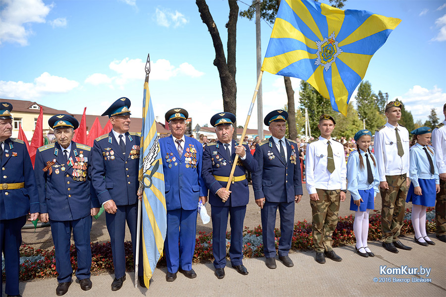 Ветеранов 200-го гвардейского бомбардировочного полка приглашают на юбилей