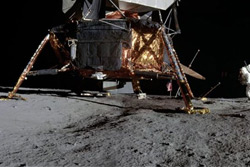 Сенсация: NASA опубликовала фото, сделанные на Луне!