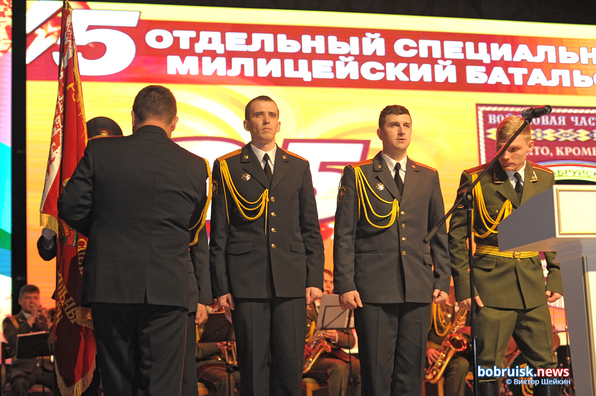 В Бобруйске отметили 25-летие со дня образования войсковой части 5527