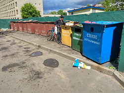 С сегодняшнего дня сортировка мусора стала обязательной!