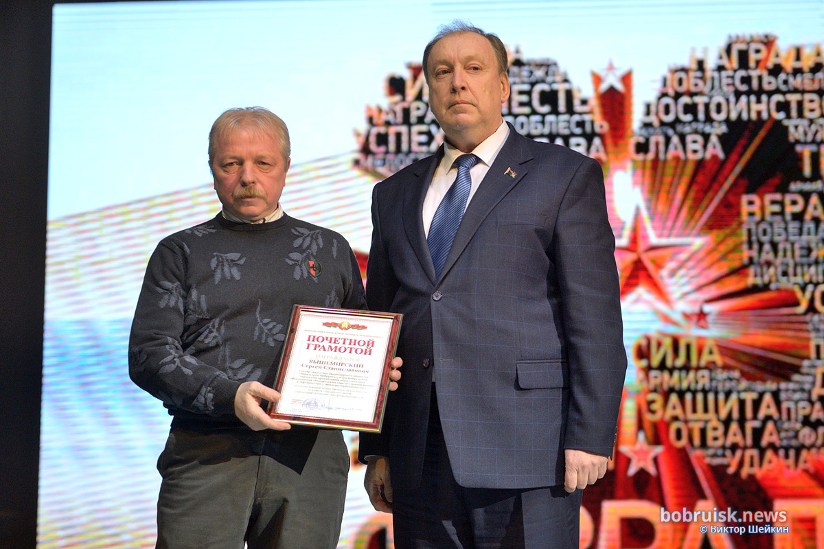 Концерт, посвящённый Дню защитников Отечества и Вооружённых Сил Республики Беларусь, прошел во дворце исксств. Фоторепортаж