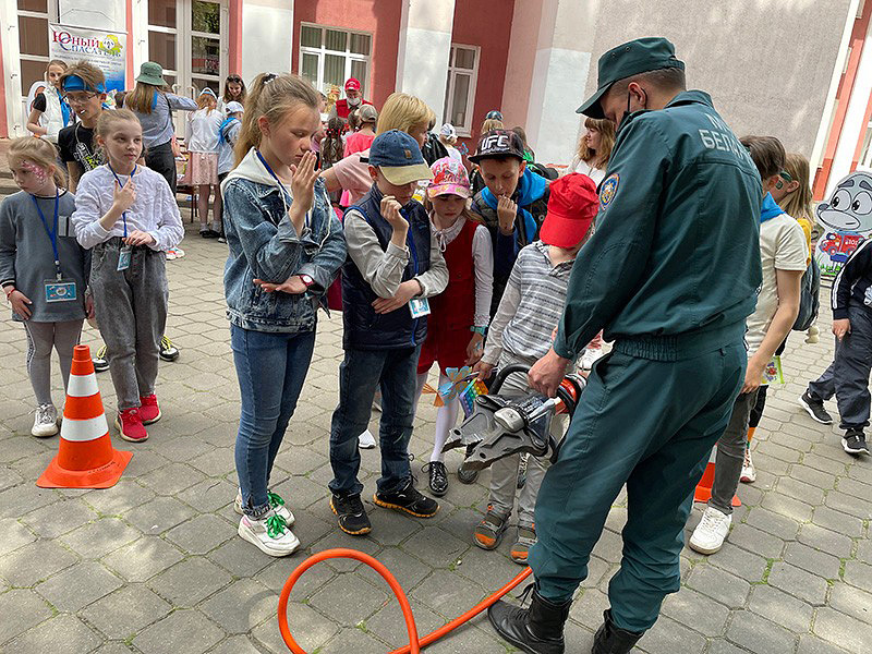 В Бобруйске стартовала акция МЧС «Каникулы без дыма и огня»