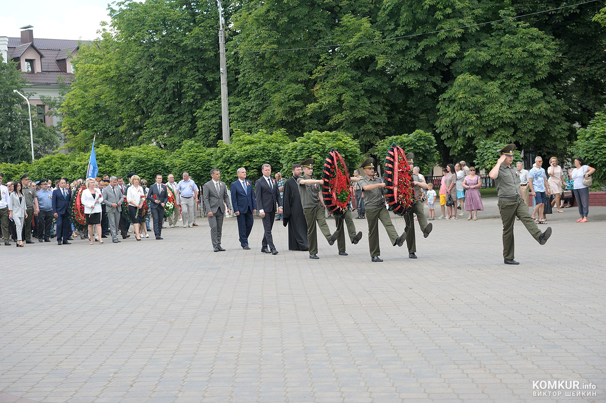 Митинг, посвященный 77-й годовщине освобождения Бобруйска от немецко-фашистских захватчиков. Фоторепортаж