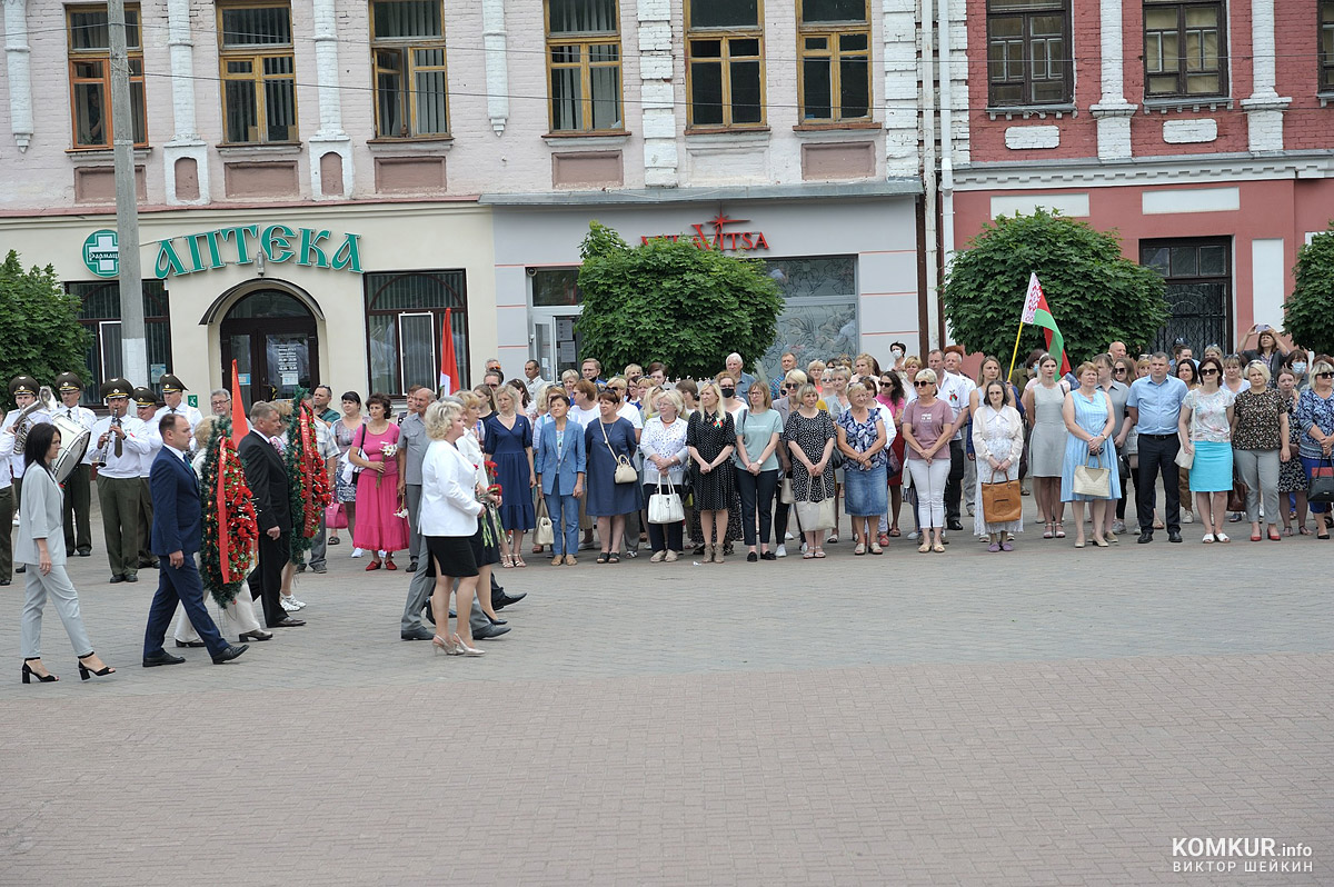 Митинг, посвященный 77-й годовщине освобождения Бобруйска от немецко-фашистских захватчиков. Фоторепортаж