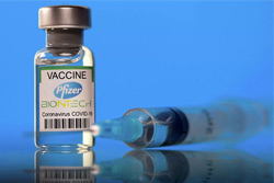 Почему в Беларуси не прививают Pfizer, пояснили в Минздраве