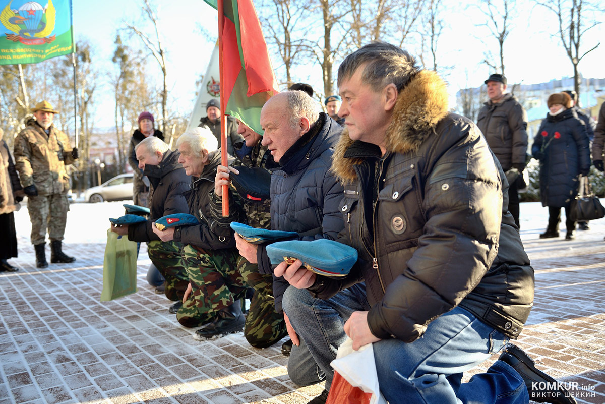 Сорок два года вводу советских войск в Афганистан