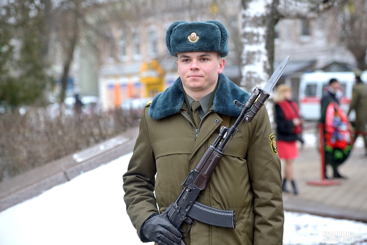 С Днем защитников Отечества и Вооруженных Сил Республики Беларусь, бобруйчане! Фоторепортаж