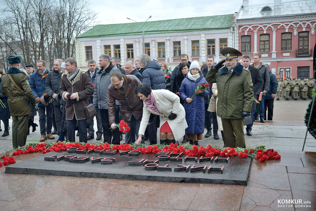С Днем защитников Отечества и Вооруженных Сил Республики Беларусь, бобруйчане! Фоторепортаж