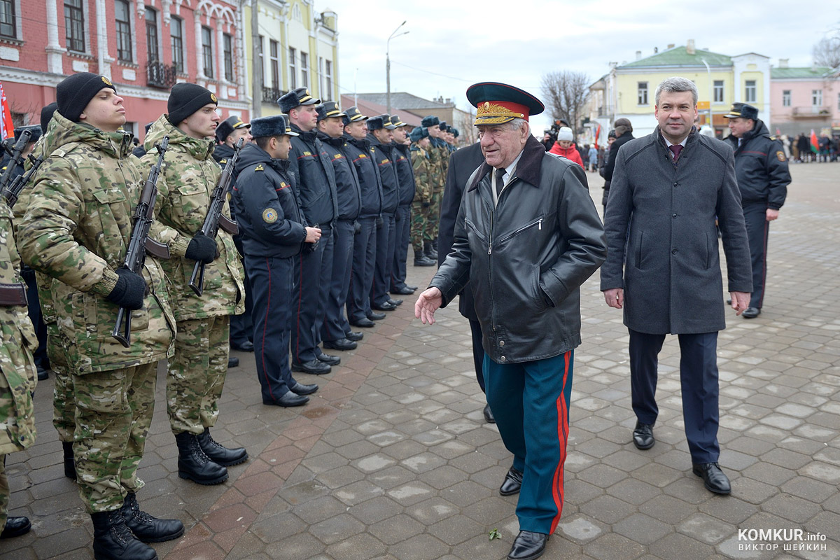 С Днем защитников Отечества и Вооруженных Сил Республики Беларусь, бобруйчане! Фоторепортаж