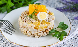Салат с курицей и апельсином на ужин. Быстро и просто