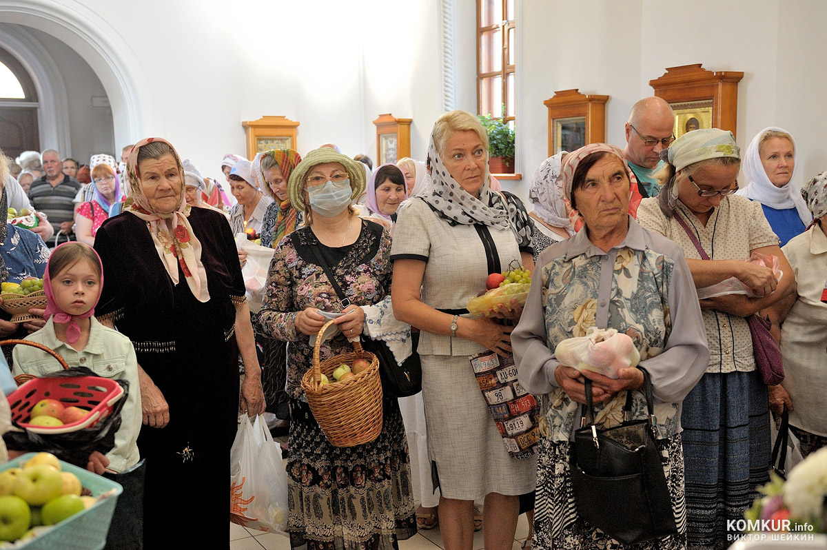 Бобруйчане отмечают Преображение Господа Бога, или Яблочный Спас. Фоторепортаж