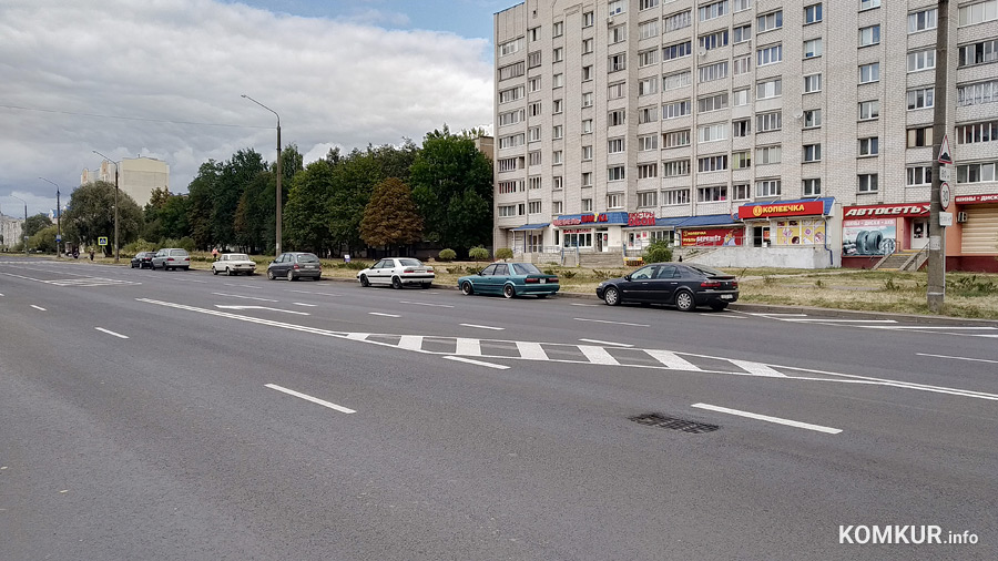 Зачем на важной улице Бобруйска уменьшили количество полос