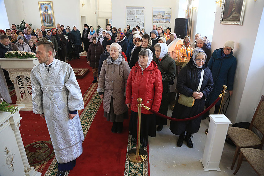 В Бобруйске прошли торжественные богослужения в день 200-летия со дня основания собора Святого Александра Невского женского монастыря г. Бобруйска (фоторепортаж)