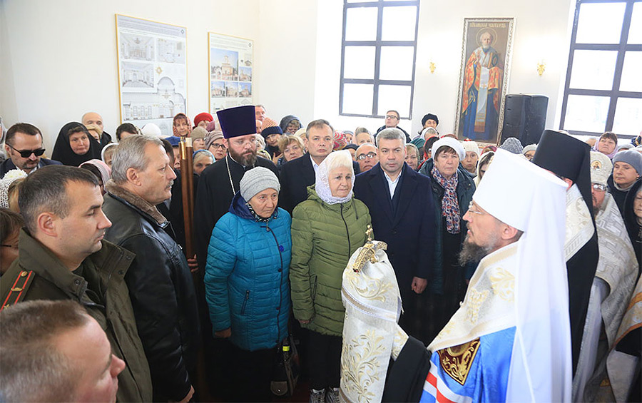 В Бобруйске прошли торжественные богослужения в день 200-летия со дня основания собора Святого Александра Невского женского монастыря г. Бобруйска (фоторепортаж)