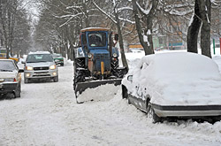 Оранжевый уровень опасности из-за снегопада продлен на пятницу