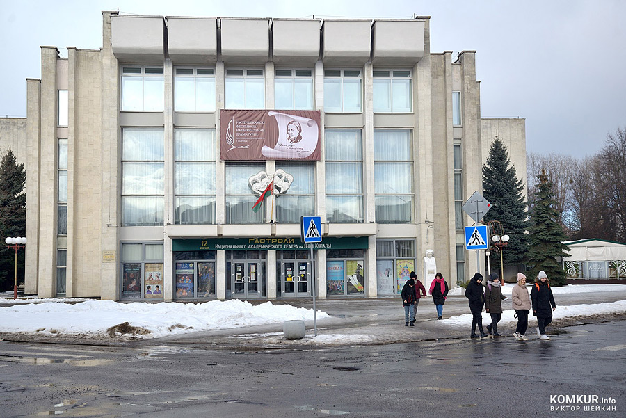 «Свет Рождества» в драмтеатре