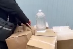 Более 1000 литров спиртосодержащей жидкости изъяли правоохранители в Бобруйске