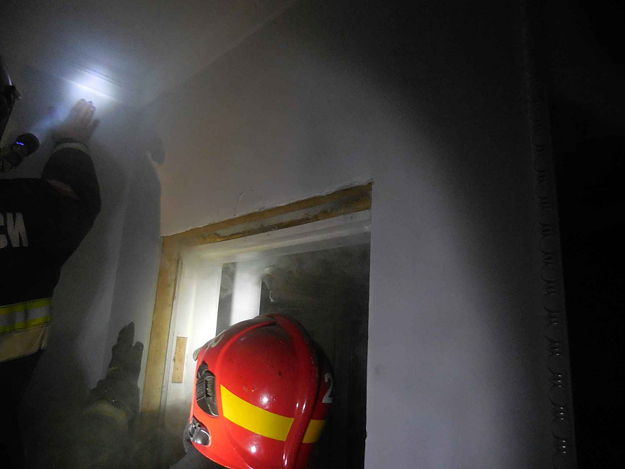 Дым из электросчетчика и полыхающая крыша: два пожара в Бобруйске и районе