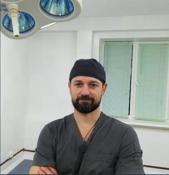 1 октября 50-летний юбилей отпразднует Сергей Жук, известный бобруйский хирург – общий, сосудистый и пластический, главный врач медицинского центра пластической хирургии «Лиямед»