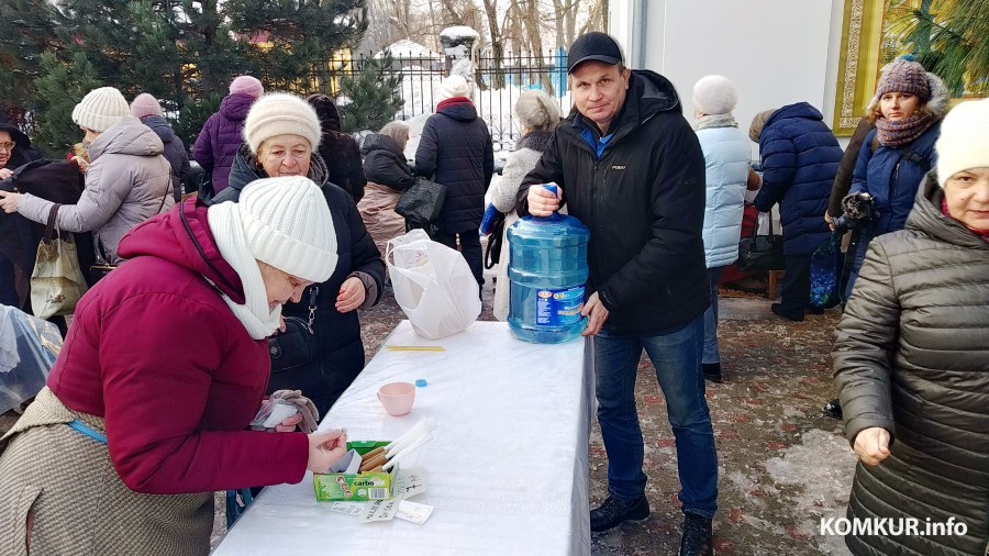 Крещение Господне в Бобруйске: в храм за святой водой. (Фото, видео) 