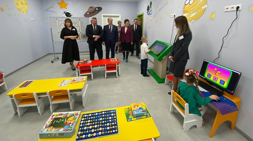«Чтобы дети росли счастливыми». Современный детский сад на 230 мест с бассейном открыли в Бобруйске