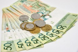 В 2025 году в Беларуси зарплата бюджетников вырастет на 15%, а пенсии – на 14%