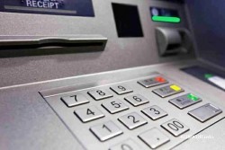 Проблемы с банковскими картами могут быть в Беларуси 6 марта