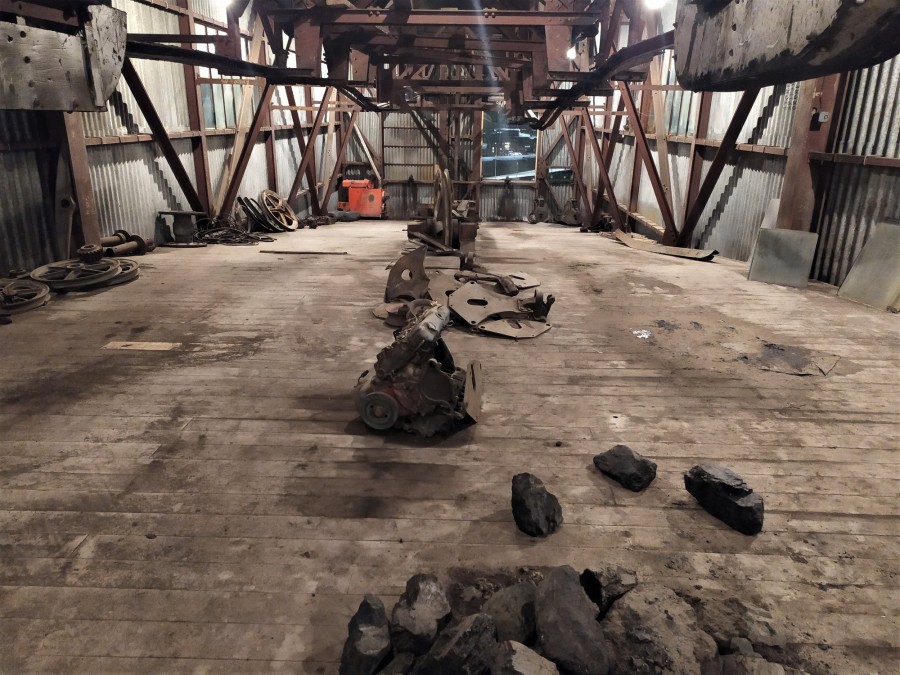 Ноябрь, 2019 г. Шпицберген, Лонгйир. Внутри «Паука» – центра приемки угля. Сейчас нерабочего.