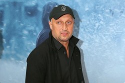 В автомобиле Гоши Куценко нашли труп женщины. Актер записал видеообращение