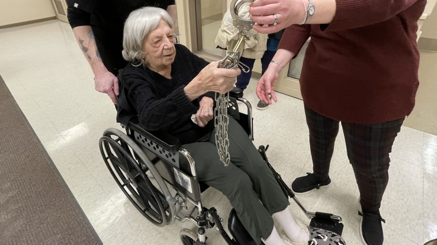 Американка отпраздновала свое 104-летие в тюрьме. По собственному желанию