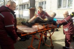Во дворе многоэтажки в Бобруйске горел мужчина