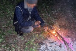 В Чаусском районе в лесу заблудился пенсионер. Его нашли по отсвету от костра