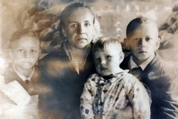 «Надя, может, это твоя судьба из армии возвращается». Судьбы жителей одной деревни. Ч. 6