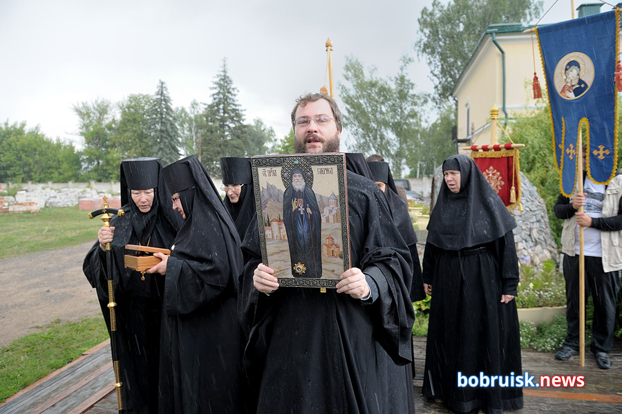 В женский монастырь Святых жен-мироносиц в Бобруйске привезли икону грузинского святого